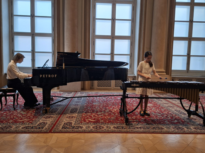 Záverečný koncert hudobného odboru Hurá na prázdniny III v Zrkadlovej sieni Primaciálneho paláca 15.6.2026