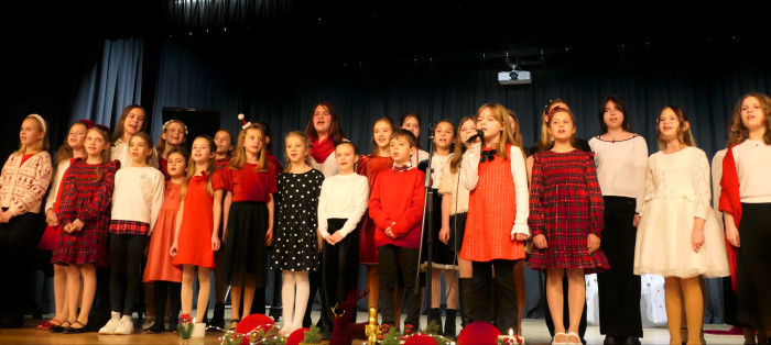 Koncert Hurá, idú Vianoce! v Spoločenskom dome v Záhorskej Bystrici 4.12.2025